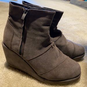 Grey booties